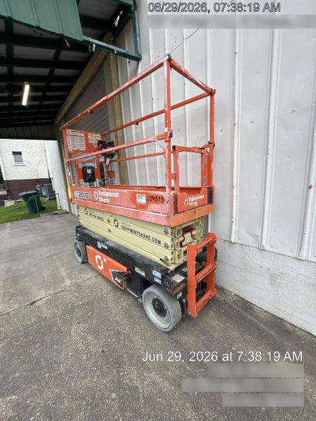 2023 JLG ES2632
