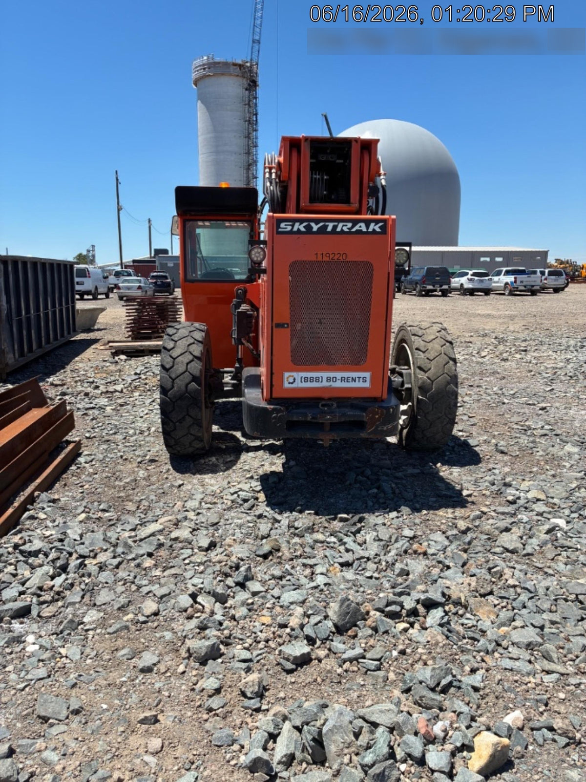 2020 SKYTRAK 8042