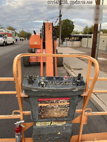 2011 JLG 660SJ