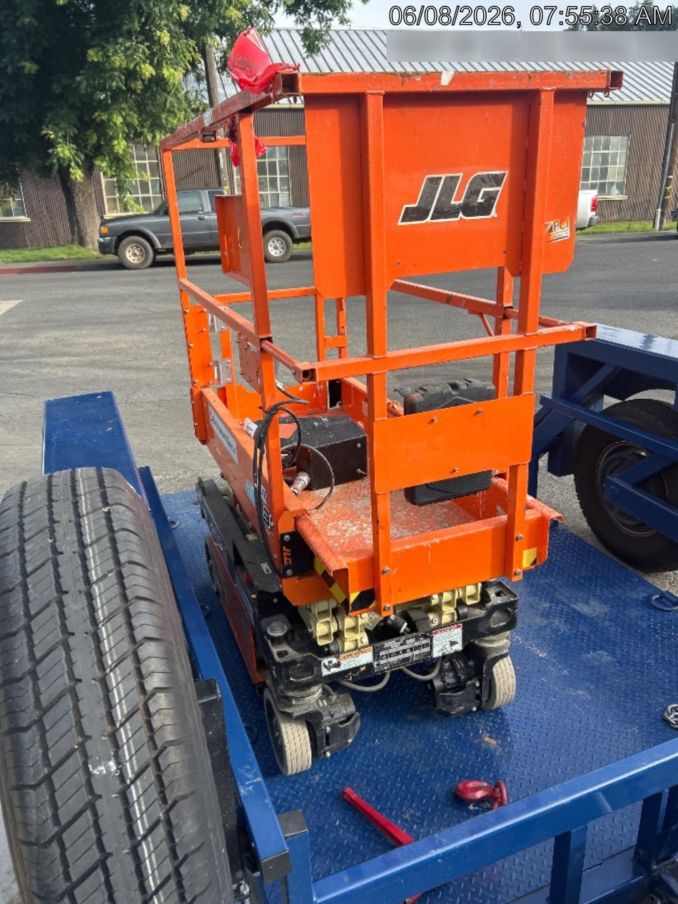 2021 JLG ES1330L