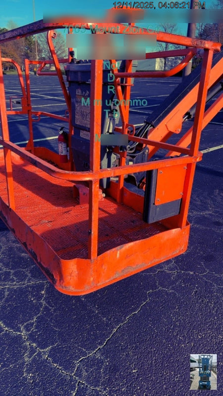 2016 JLG 660SJ