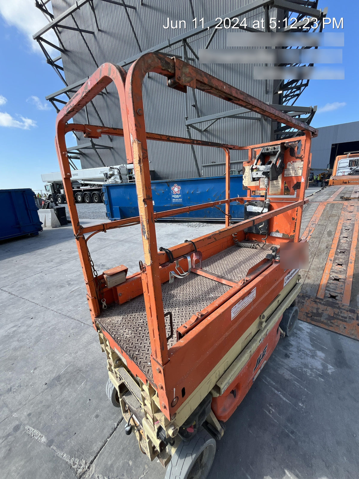 2016 JLG 1930ES