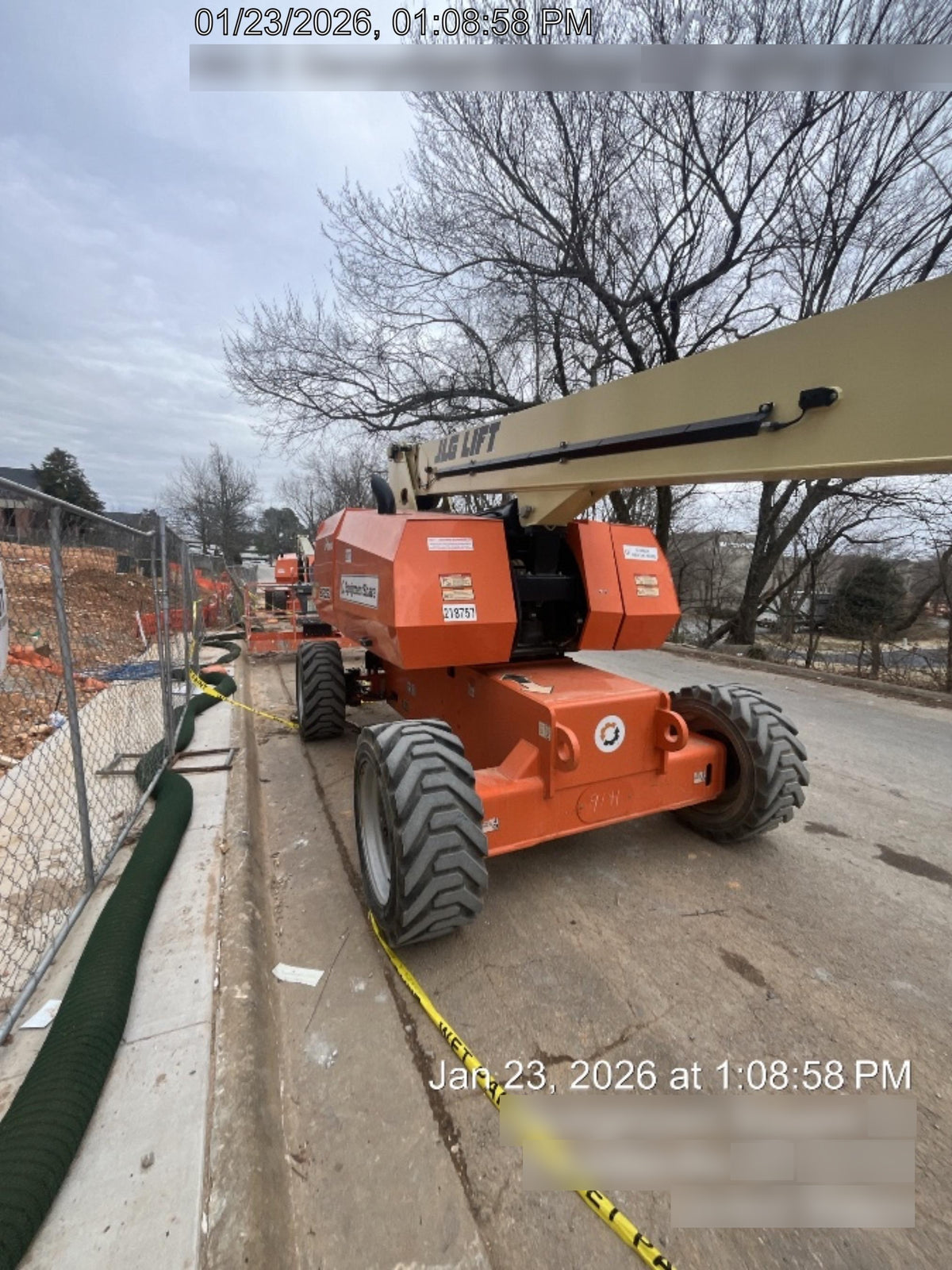 2022 JLG 860SJ