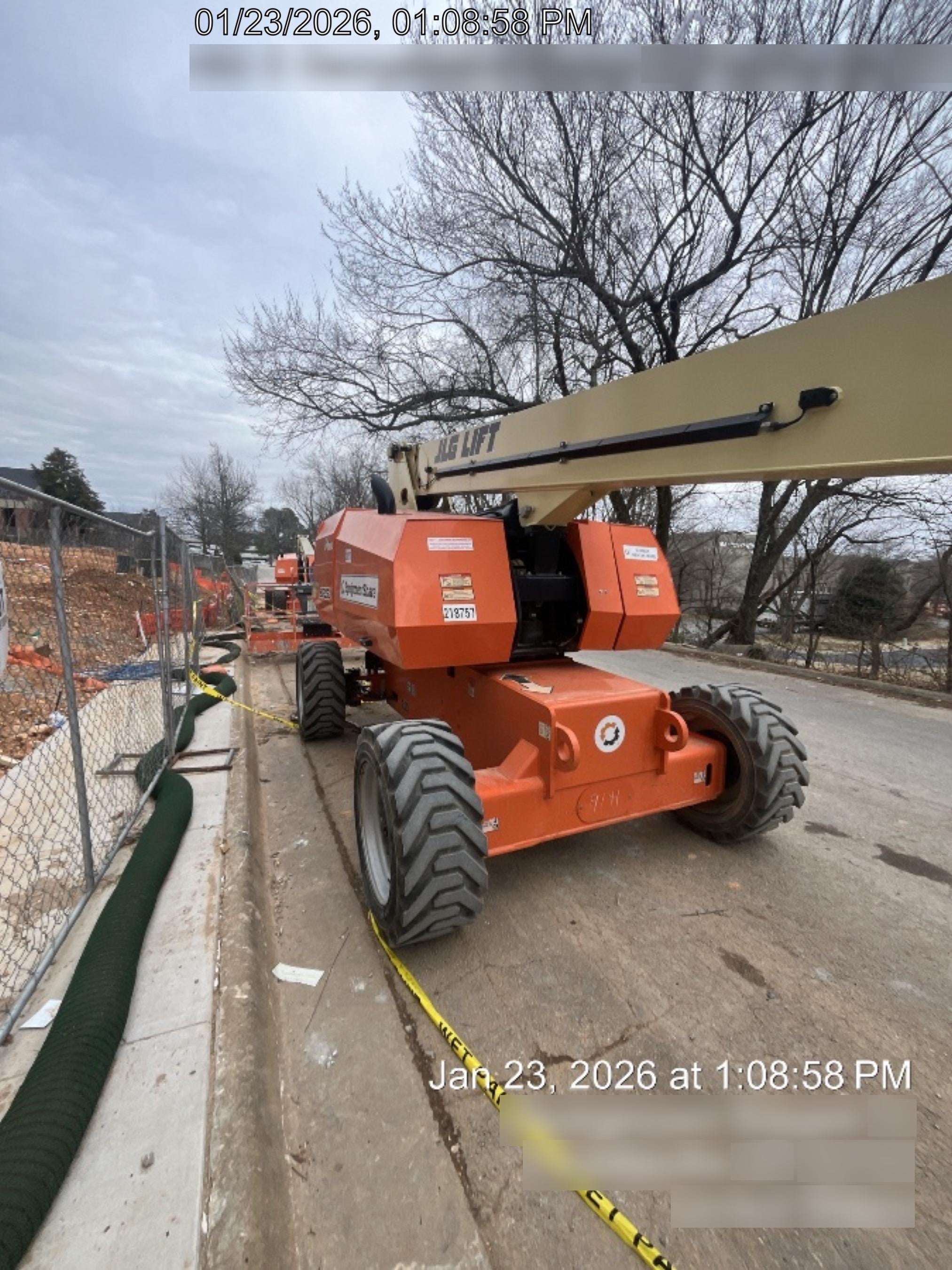 2022 JLG 860SJ