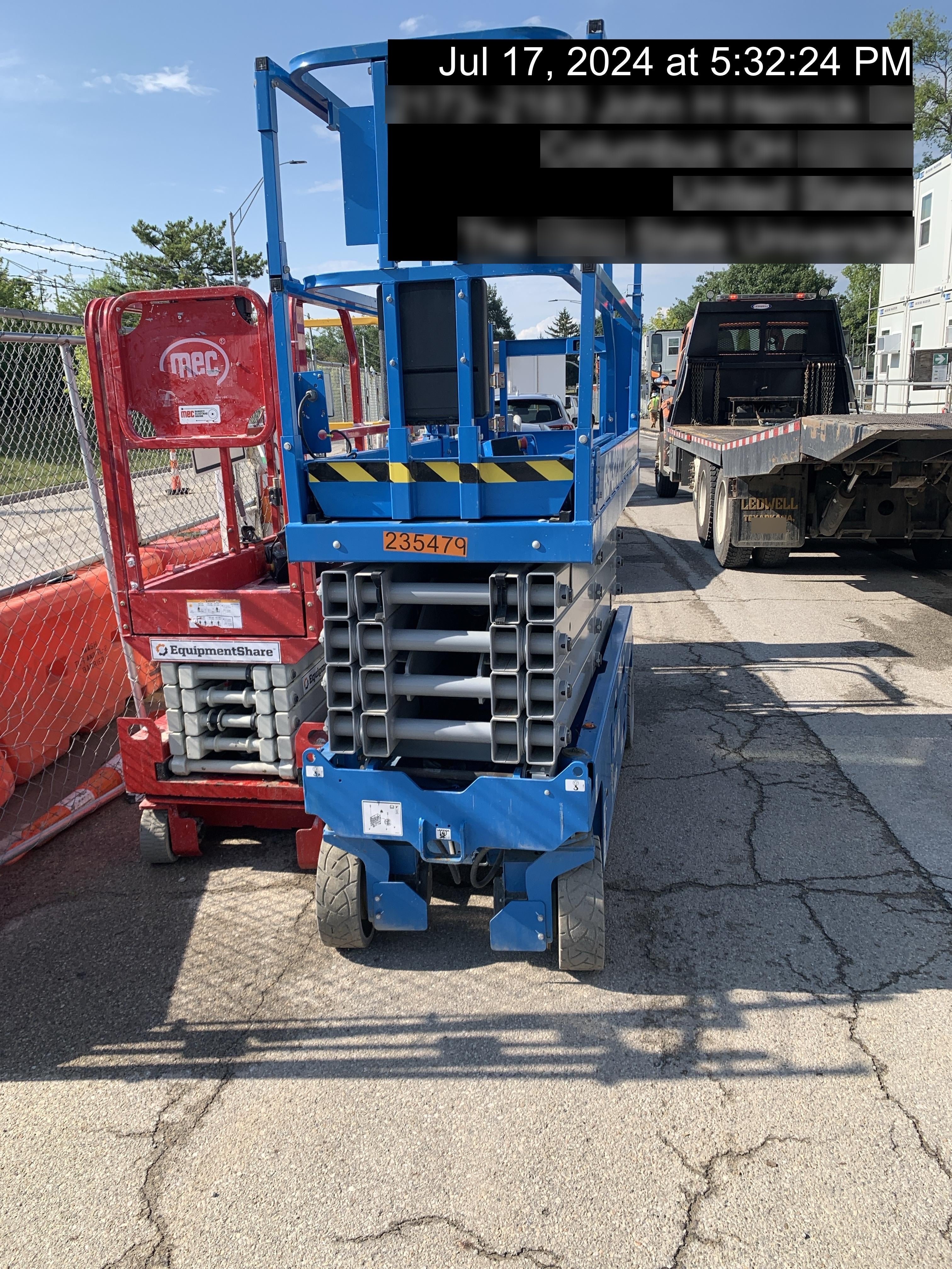 2022 GENIE GS-3232