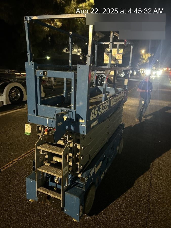 2022 GENIE GS-3232