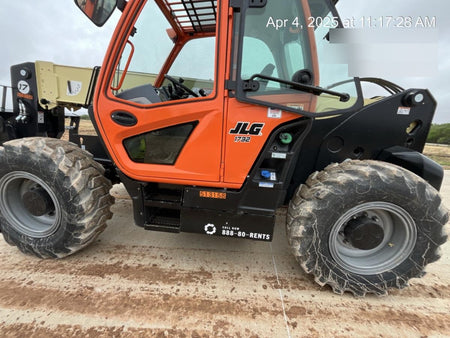2025 JLG 1732