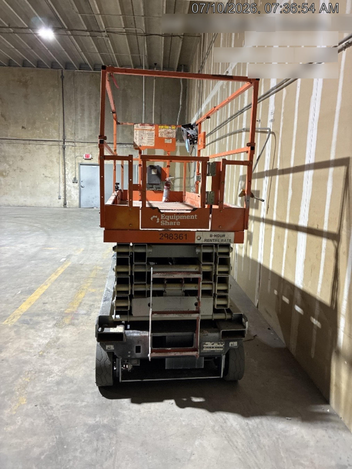2023 JLG ES3246