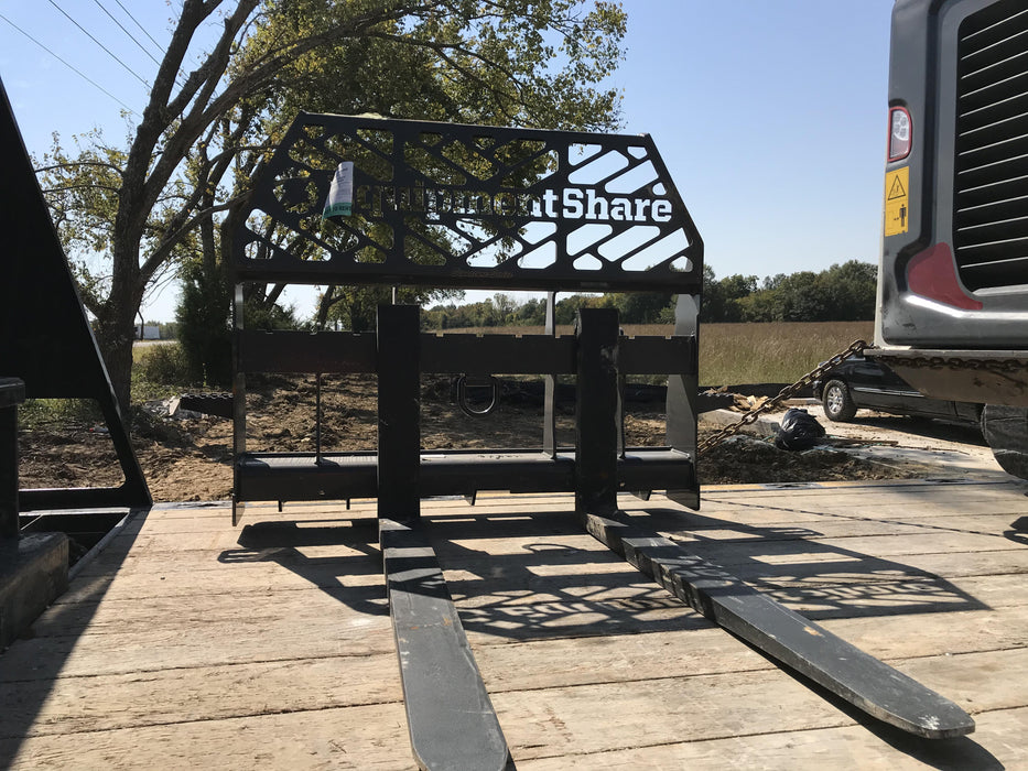 2020 EMKAY 48" Pallet Forks - Emkay