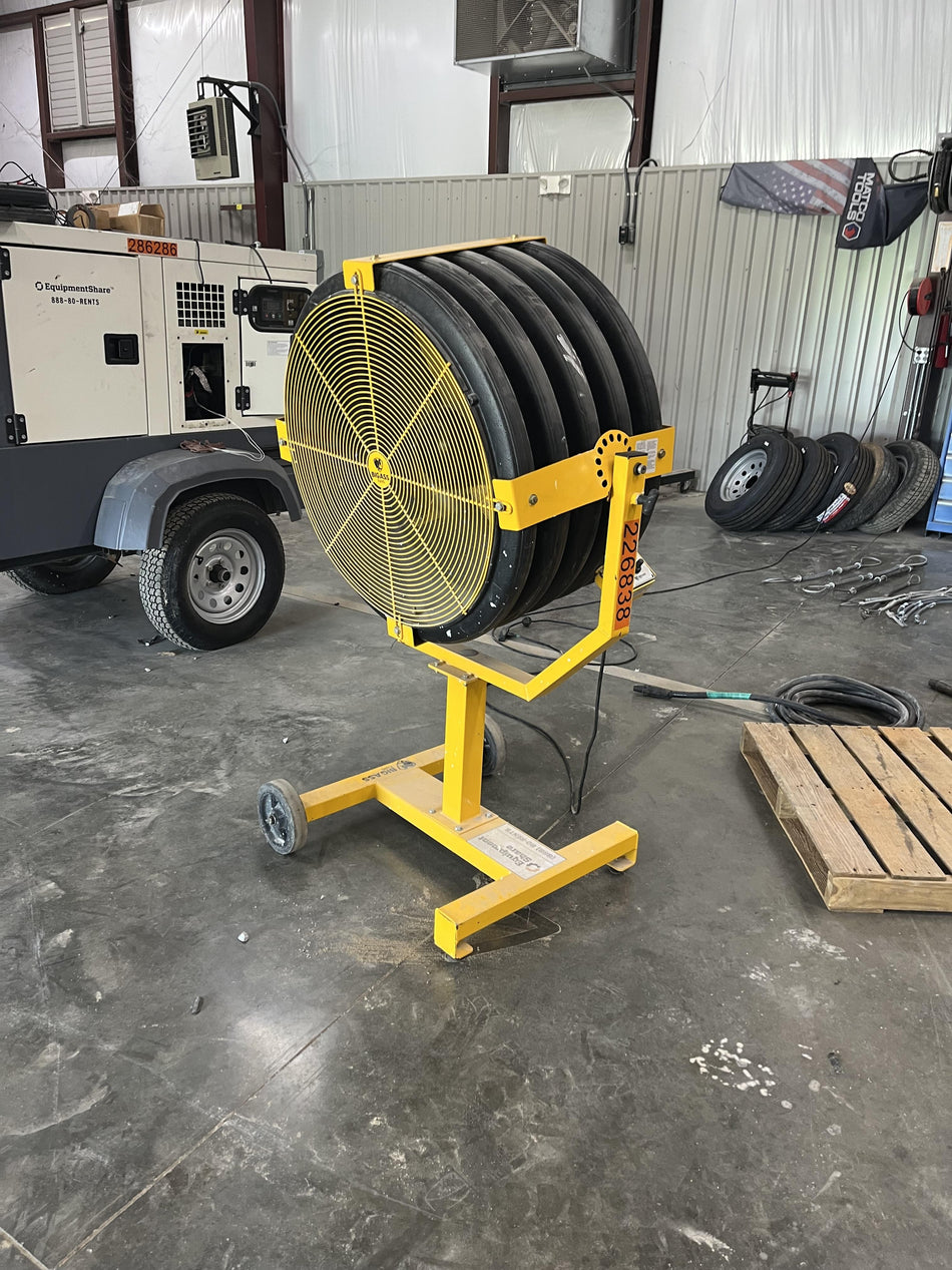 2022 BIG ASS FANS Yellow Jacket