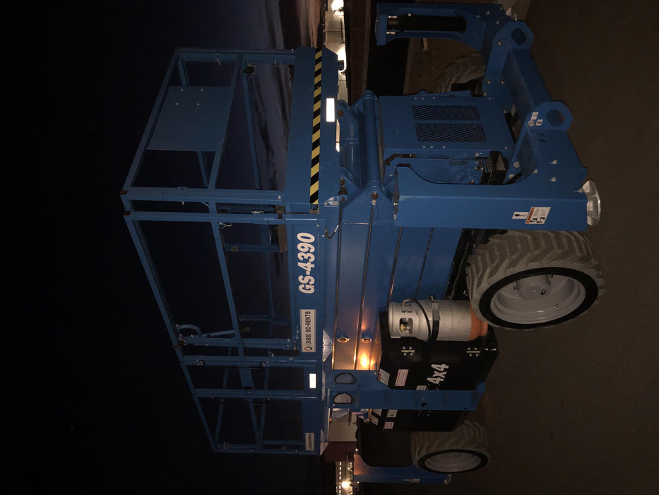 2020 GENIE GS-4390 RT