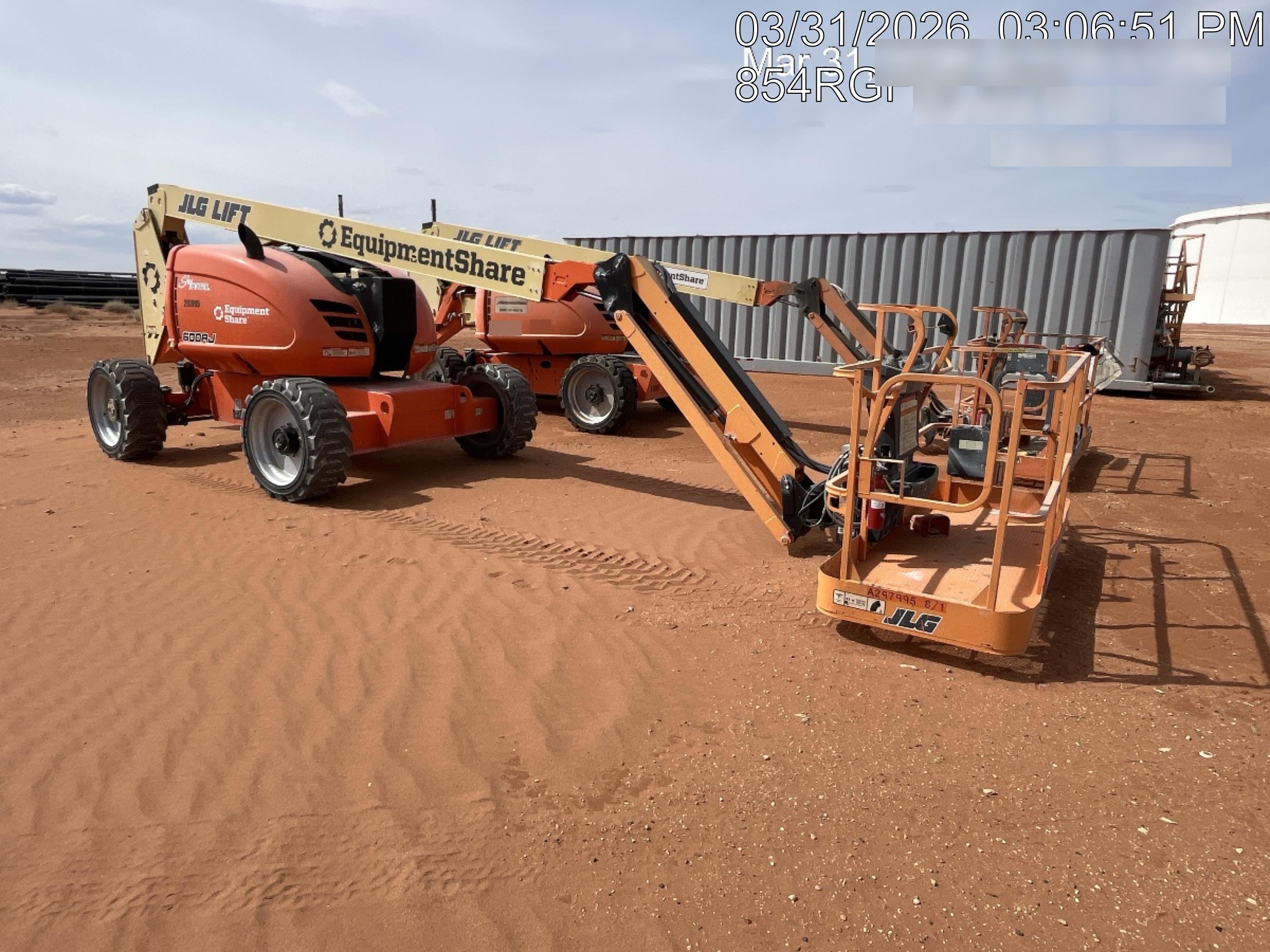 2023 JLG 600AJ
