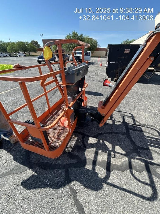 2019 JLG 450AJ