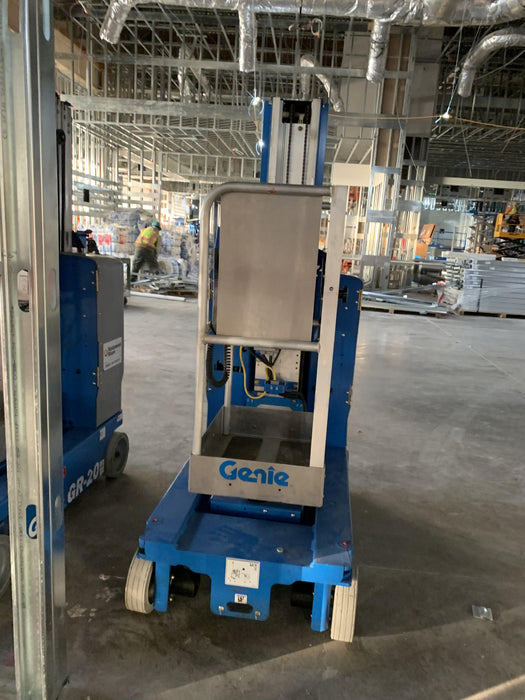 2020 GENIE GR-20