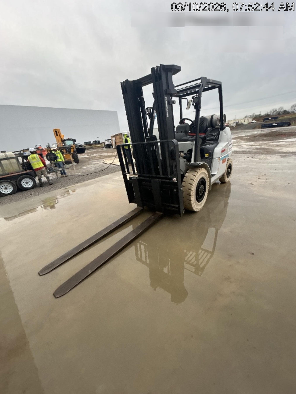 2022 UNICARRIER PF80N