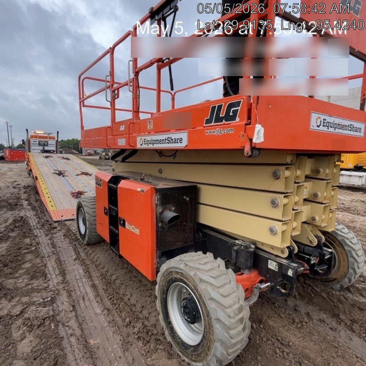 2020 JLG 430LRT