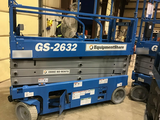 2019 Genie GS-2632 Folding rails with half height swing gate