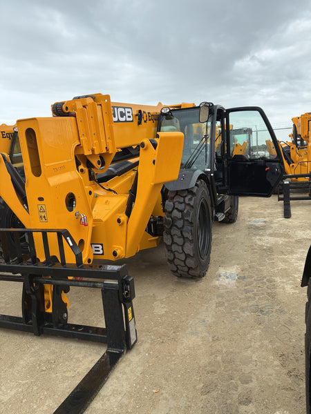 2026 JCB 512-56