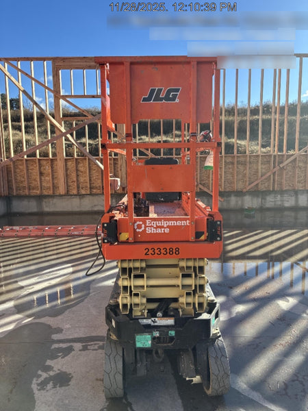 2022 JLG ES2632