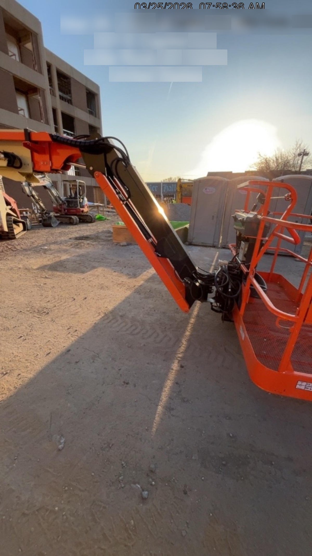 2023 JLG 660SJ