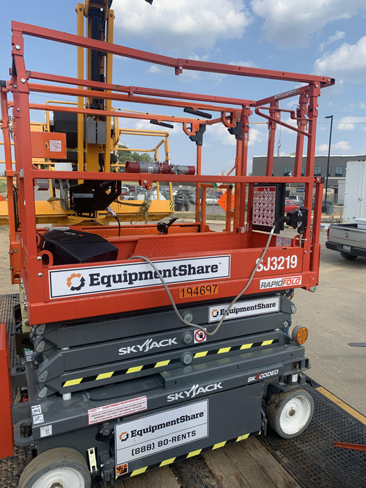 2021 SKYJACK SJ3219