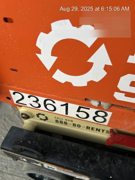 2022 JLG ES1330L