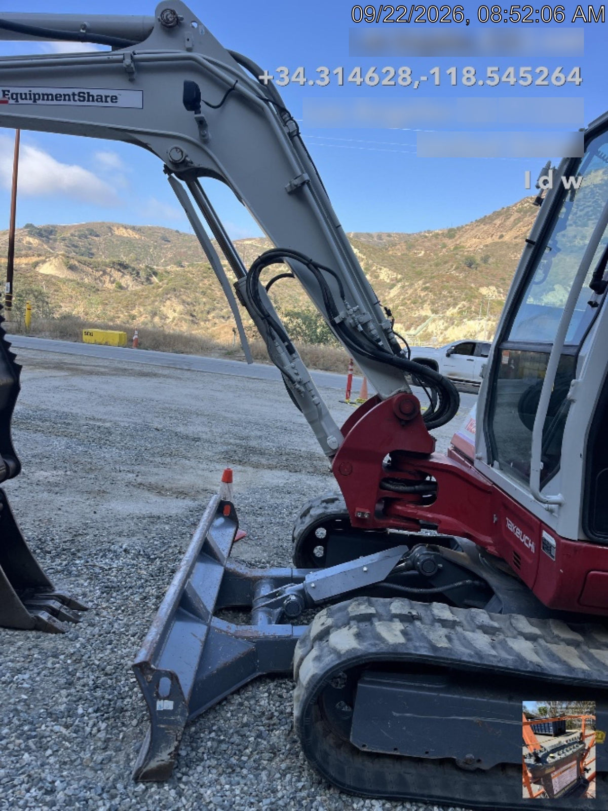 2023 TAKEUCHI TB250-2CR
