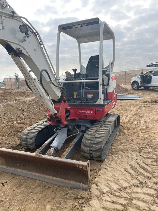 2022 Takeuchi TB235-2R Canopy, Rubber Tracks, Manual QC