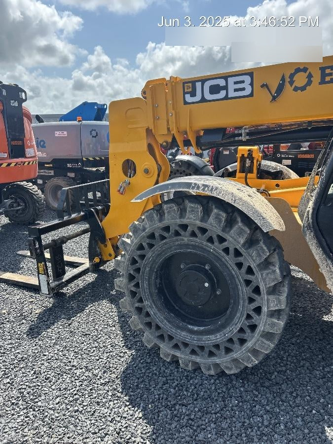 2025 JCB 509-42