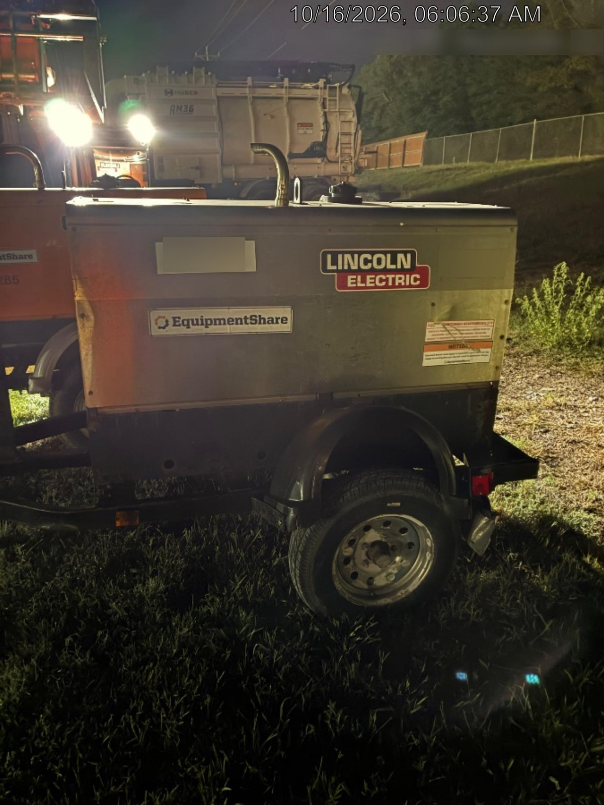 2019 Lincoln Electric Vantage 322 Welder Ready-Pak 3, Two wheel trailer, Fender and Light kit, Cable Rack