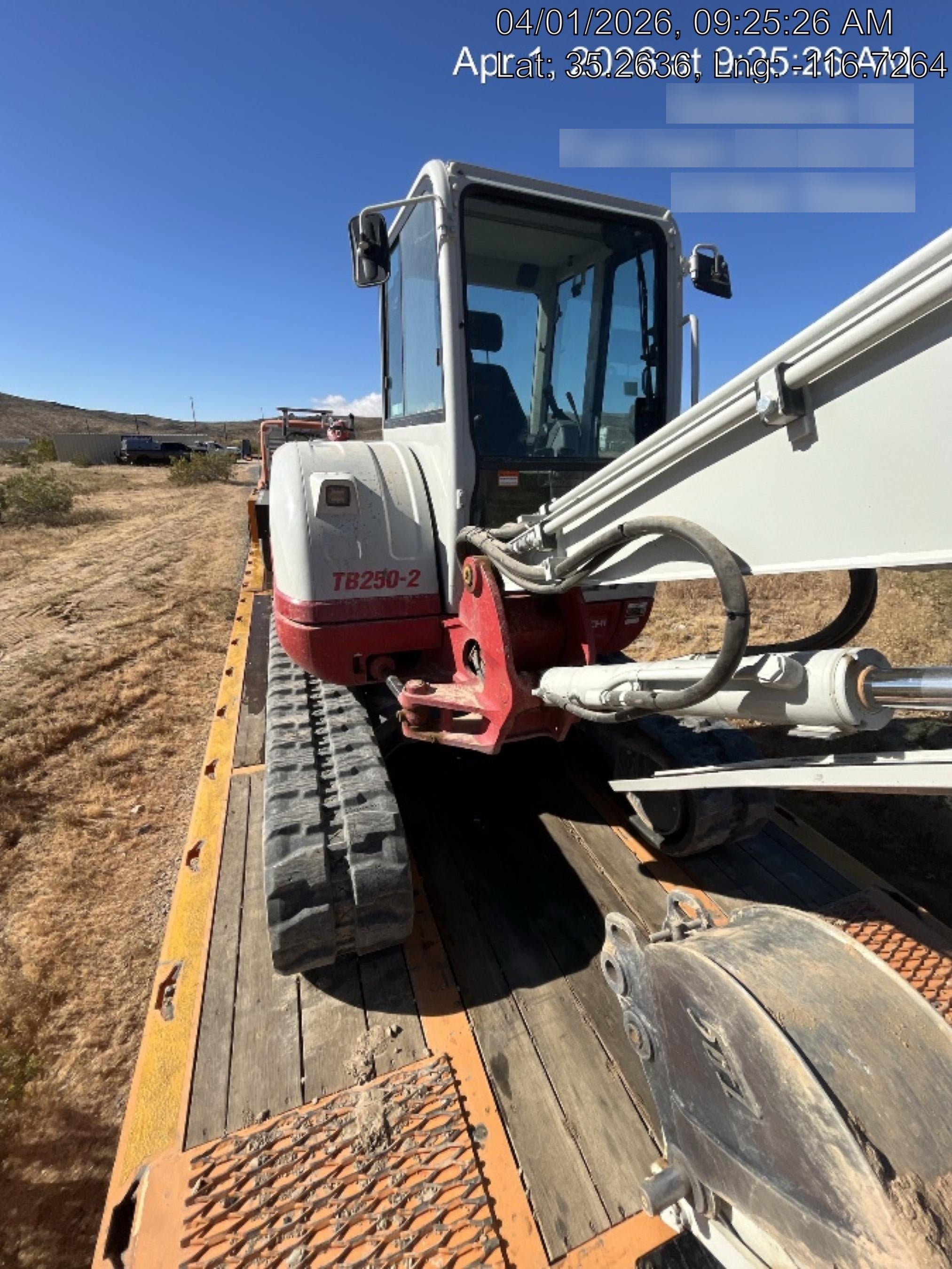 2024 TAKEUCHI TB250-2CR