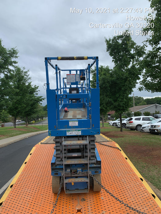 2019 Genie GS-2632 Folding rails with half height swing gate