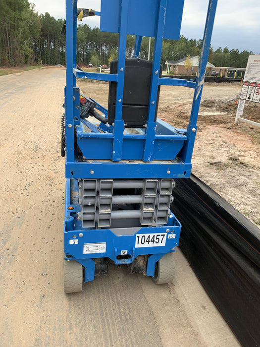 2020 Genie GS-1930 Fixed rails with chain entry gate - Pre A92.20