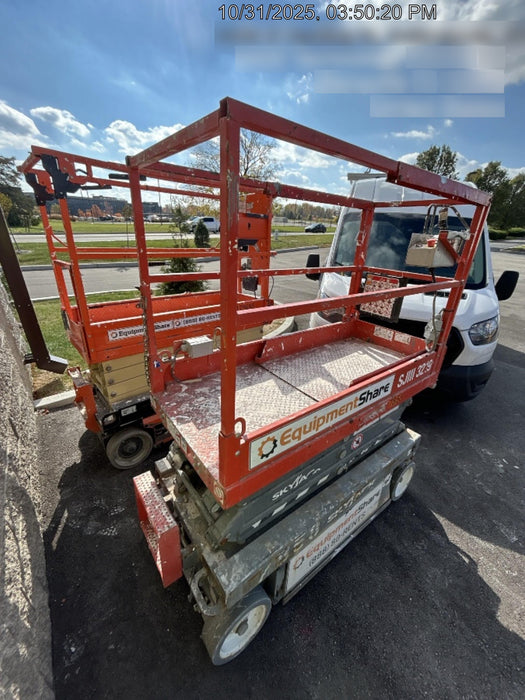 2018 Skyjack SJIII-3219 Skyjack SJIII3219 Scissor Lift w/Trojan Batteries