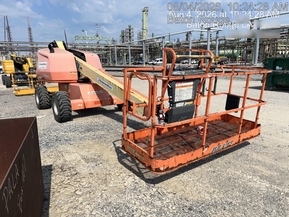 2019 JLG 400S