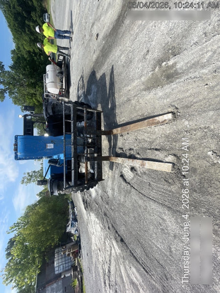 2018 Genie GTH-844 Genie GTH-844 w/ROPS, Work Lights, Solid Tires, RH Cab Mesh, Beacon, 60" Carriage and Forks