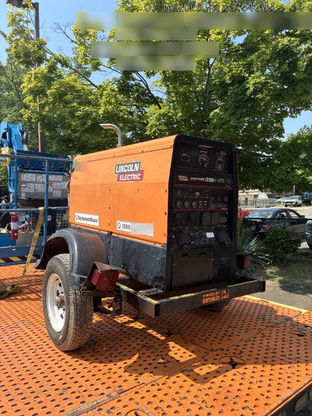 2021 Lincoln Electric Vantage 322 Vantage 322 Ready Pak 3 w/ Decals, ORANGE (includes trailer, cable rack, fender light kit) NO Telematics