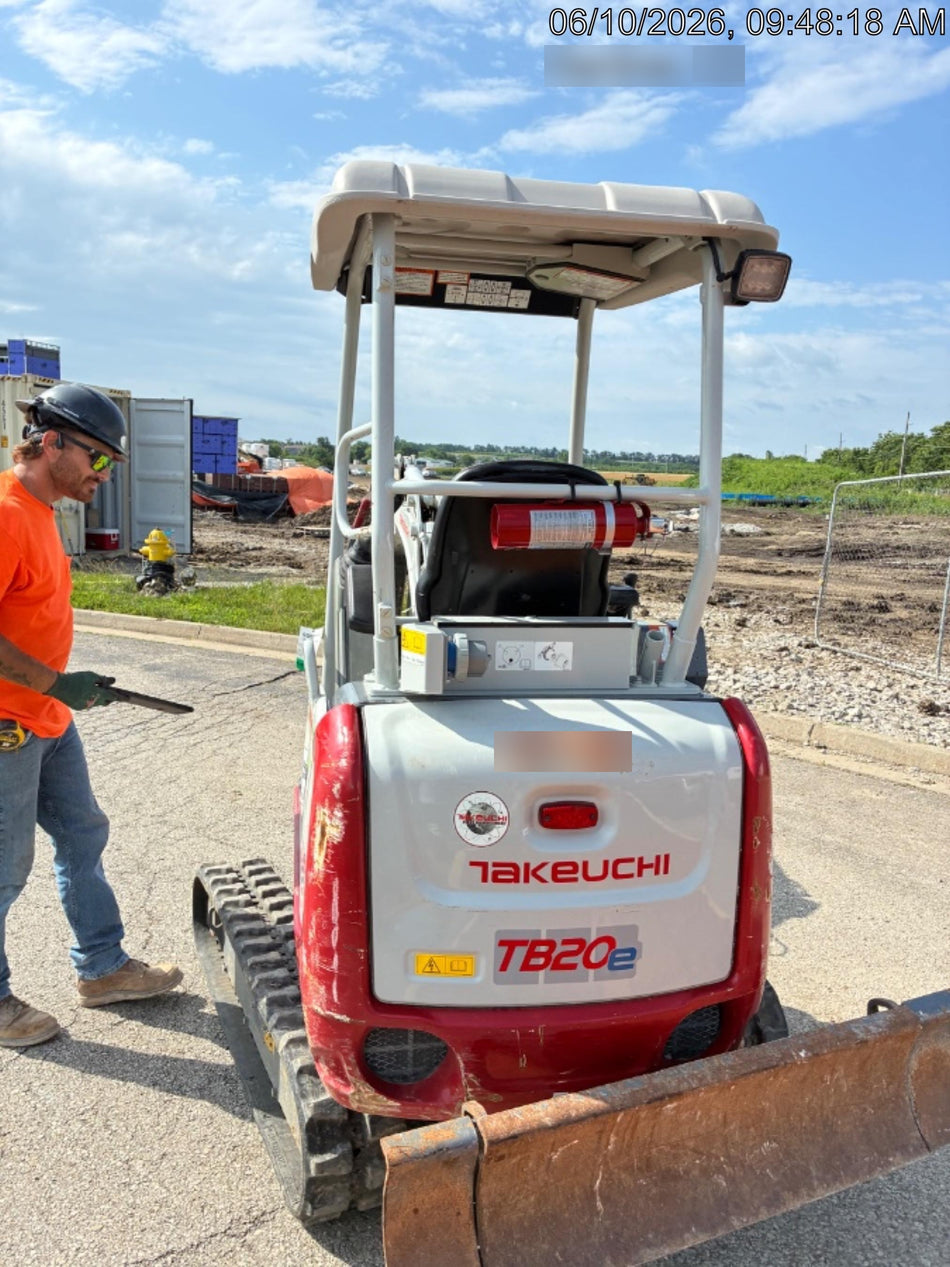 2023 TAKEUCHI TB20e