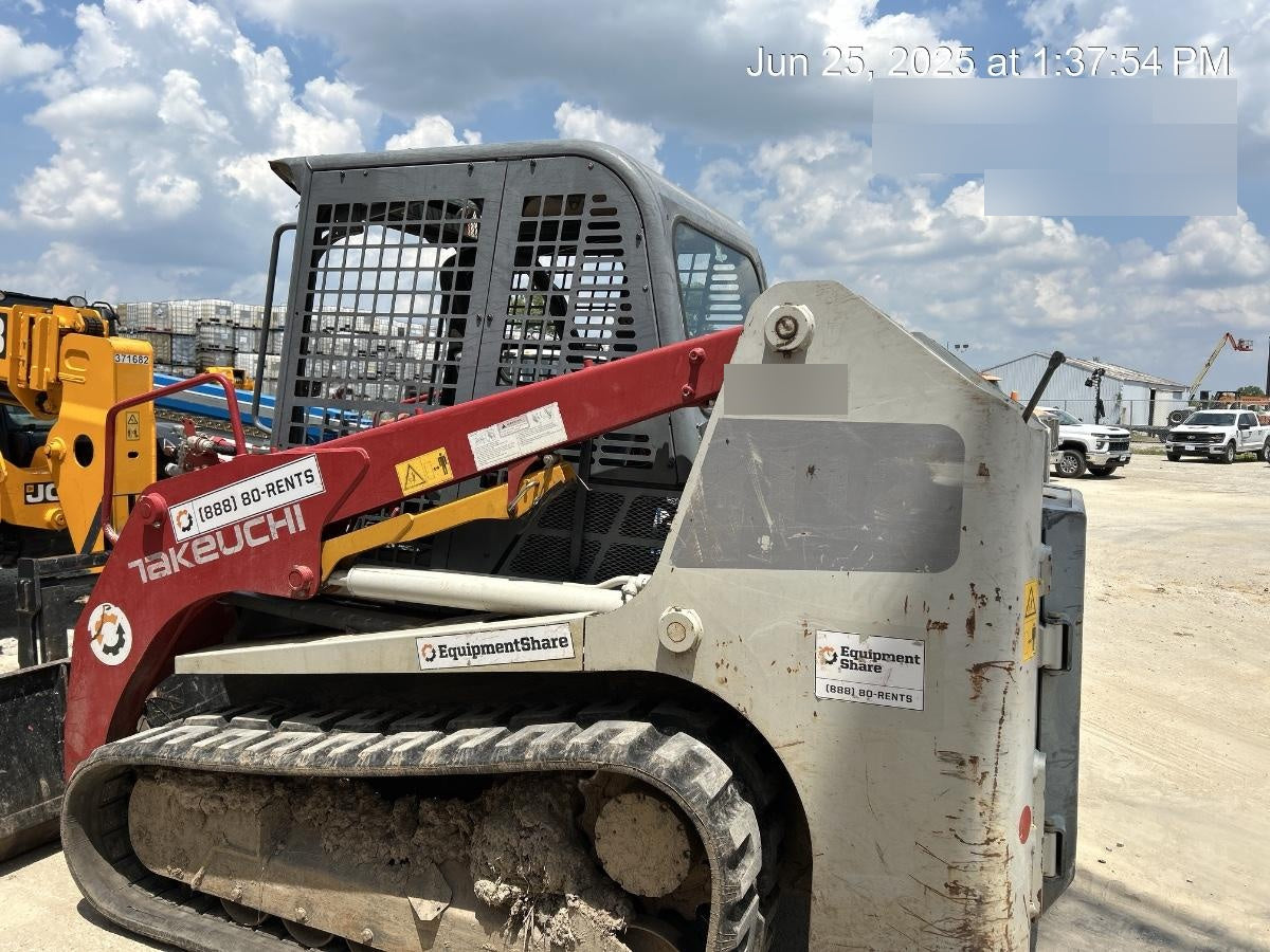 2015 Takeuchi TL12 Standard