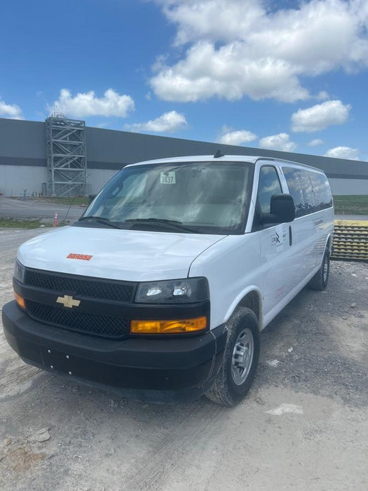 2023 CHEVROLET Express Van - Rental