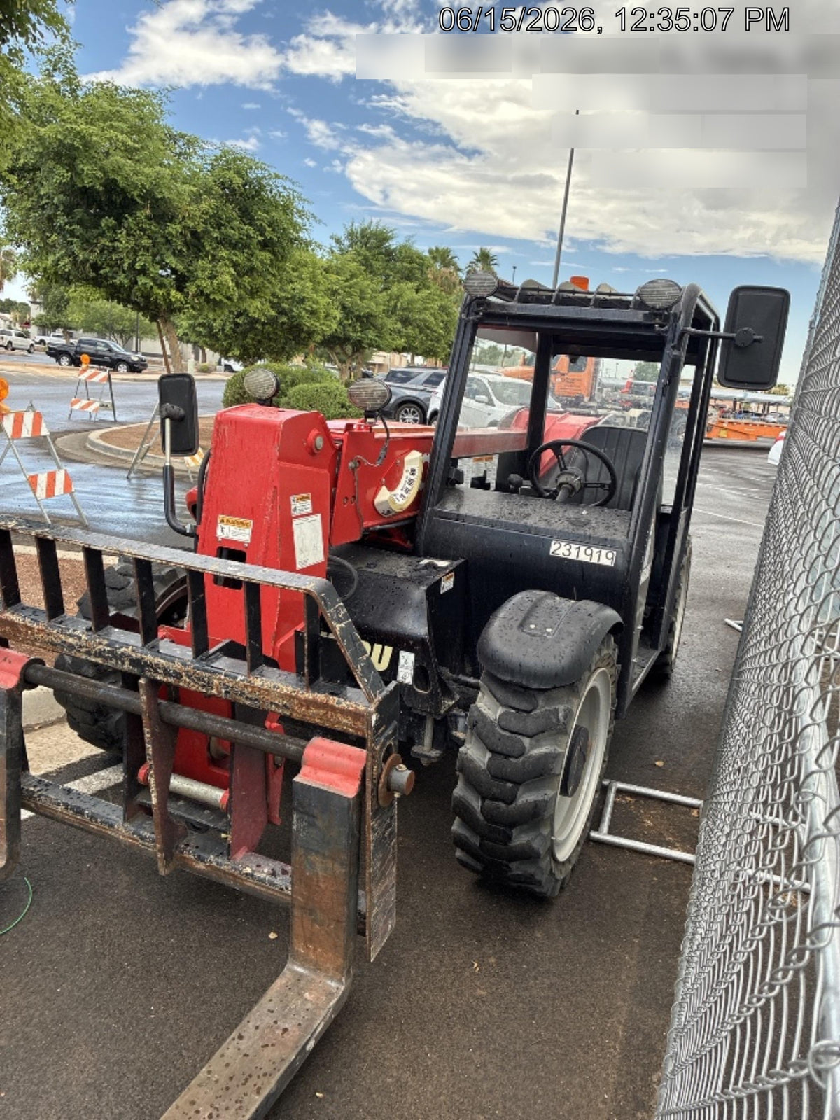 2022 MANITOU MTA5519
