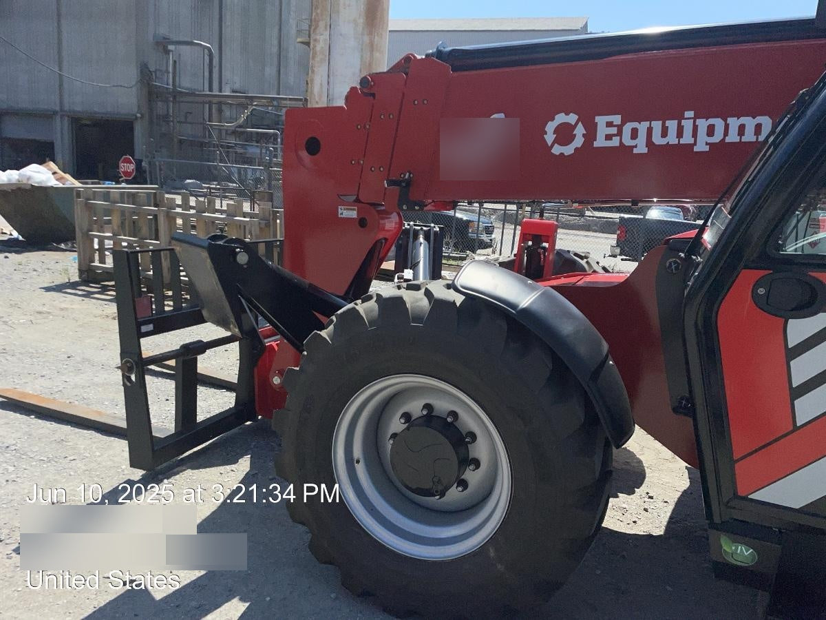 2025 MANITOU MTA1055