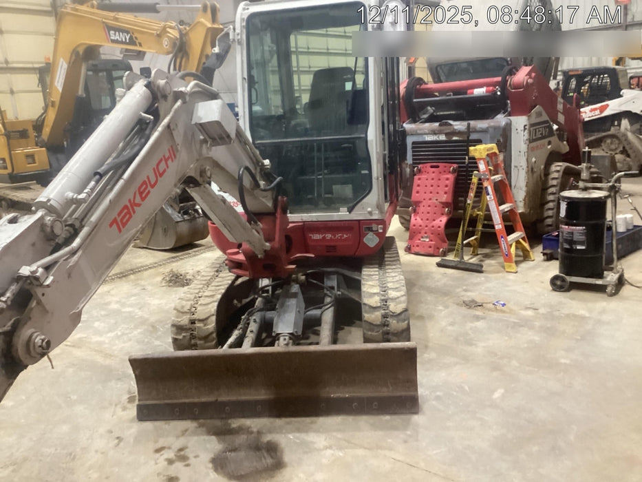 2018 Takeuchi TB235-2CR TAKEUCHI TB235CRA