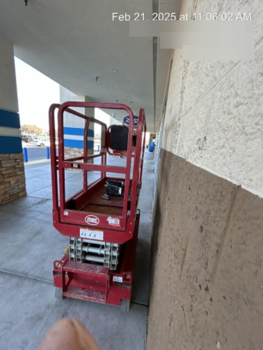 2020 MEC 1330SE Solid NM Tires, Steel Swing out Doors, LCS, Beacon, 900W Inverter