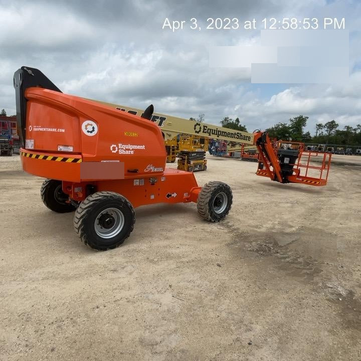 2023 JLG 460SJ