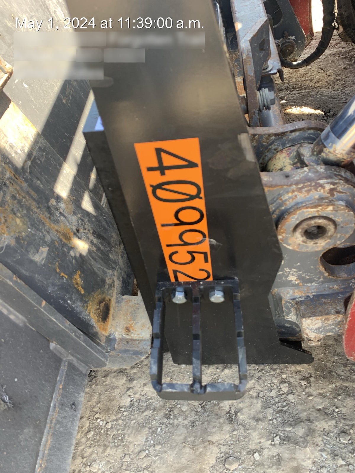 2024 ARROW MATERIAL HANDLING 72" Pallet Forks - Arrow