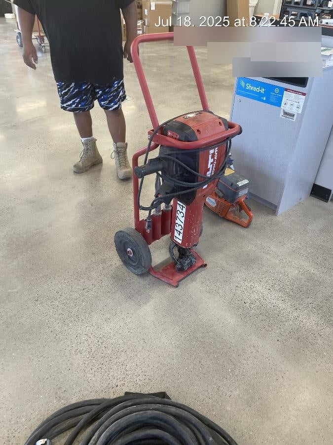 2021 HILTI TE 3000-AVR