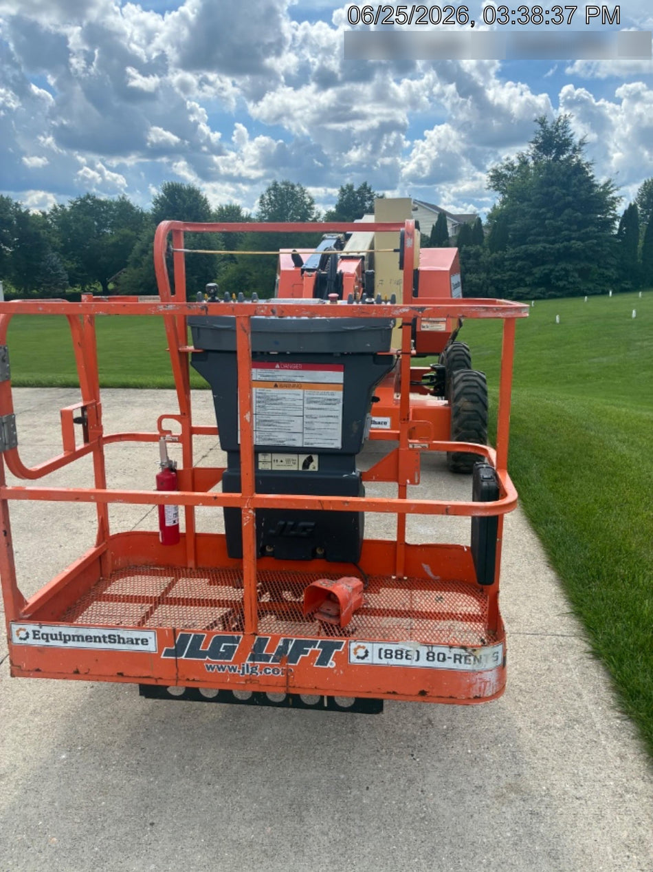 2022 JLG 340AJ