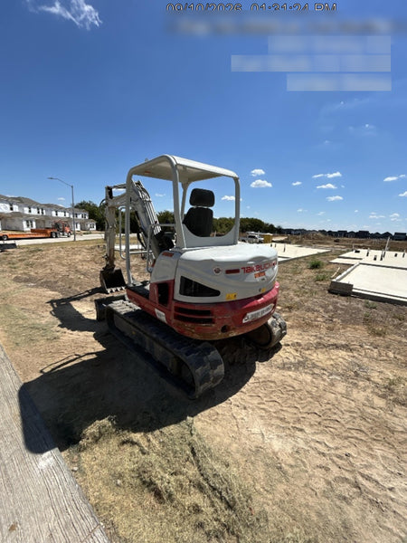 2022 TAKEUCHI TB250-2R