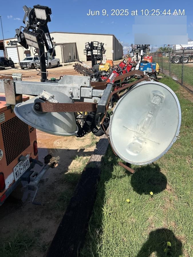 Wanco WLT-4M WANCO WLT-4M 6 kW Towable Light Generator